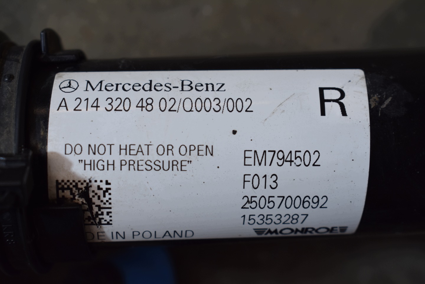 perfect condition shock absorber front front right MERCEDES W214 A2143204802