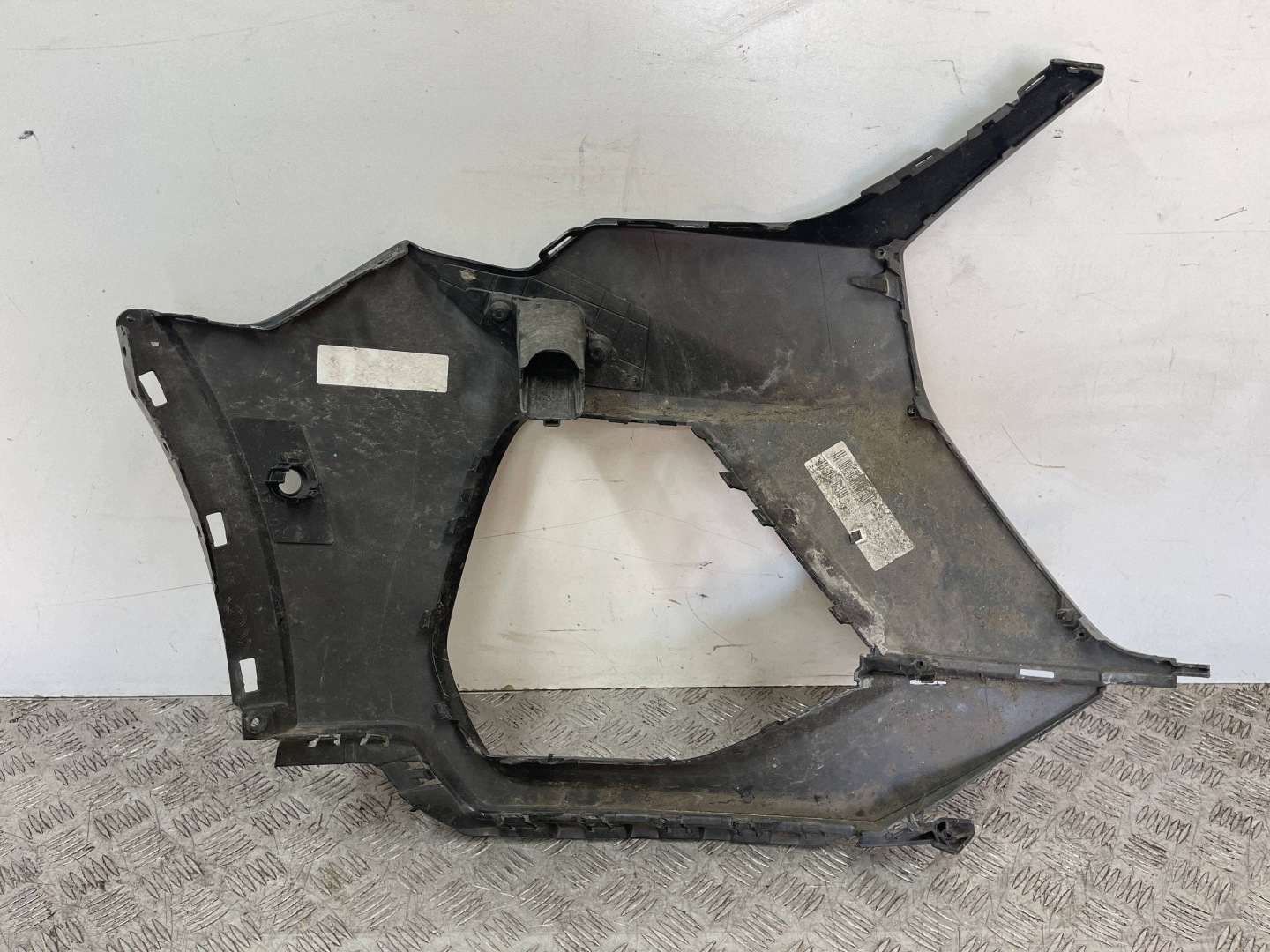 corner of a bumper left left AUDI Q3 II 83A S-LINE 18
