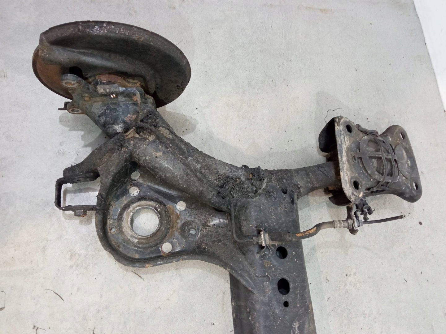 Achsträger heck Bremsscheibe Skoda Kamiq und (2019- )