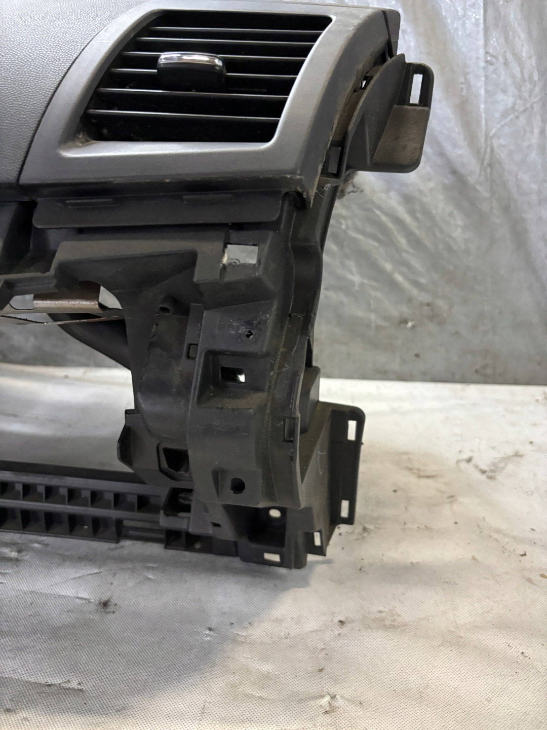 dashboard instrument panel Mitsubishi Lancer VIII 8 sedan