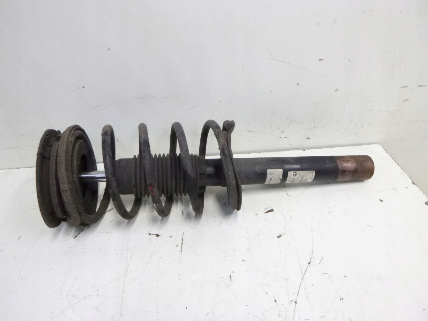 shock absorber front left Peugeot 607 3.0 2001r.