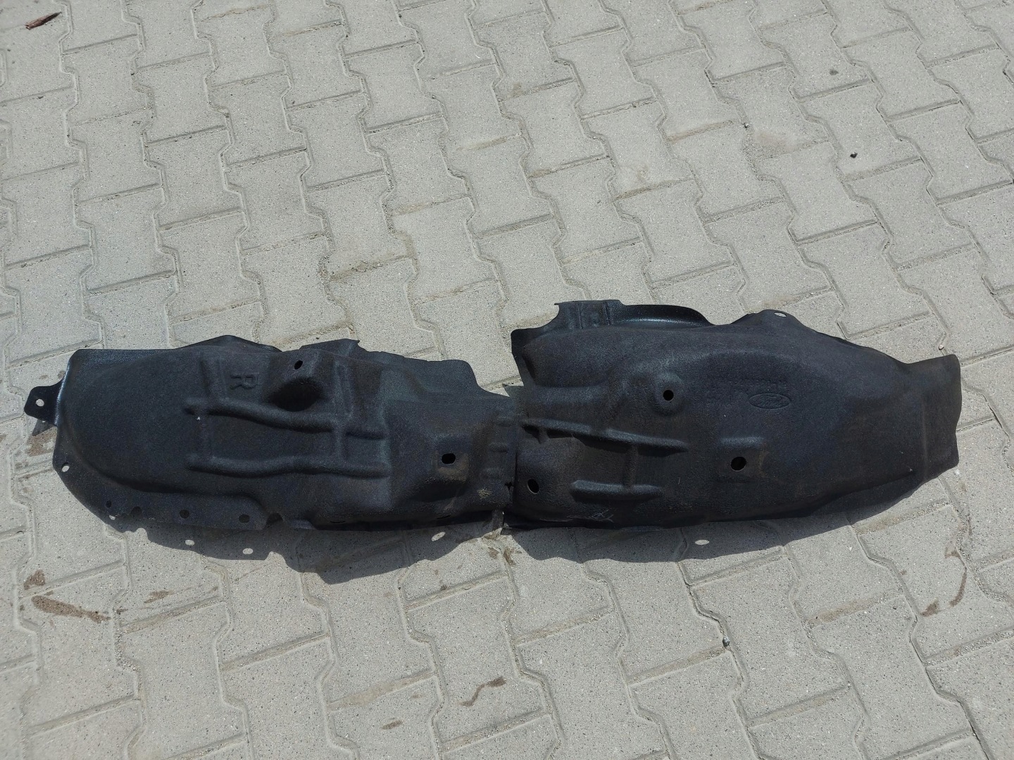 FORD KUGA MK3 mudguard right rear part