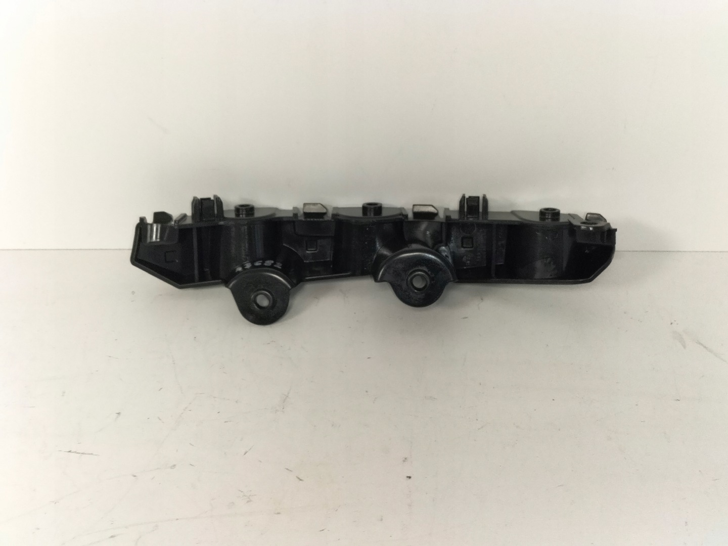 support holder of a bumper front right DACIA DUSTER II 17
