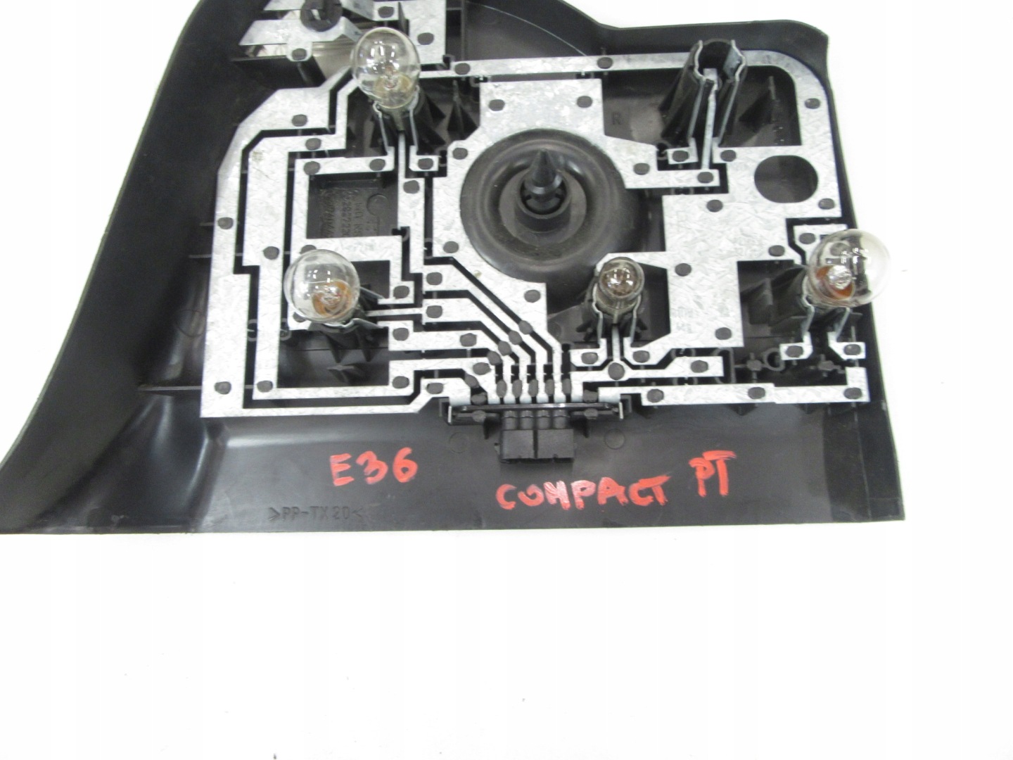 Wklad zarowek lights right rear part BMW e36 COMPACT