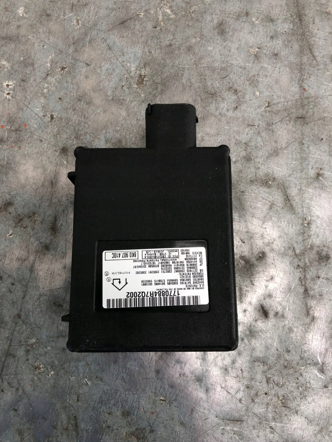 Module pour l’ouverture BRAMY GARAZOWEJ VW AUDI 8K0907410C