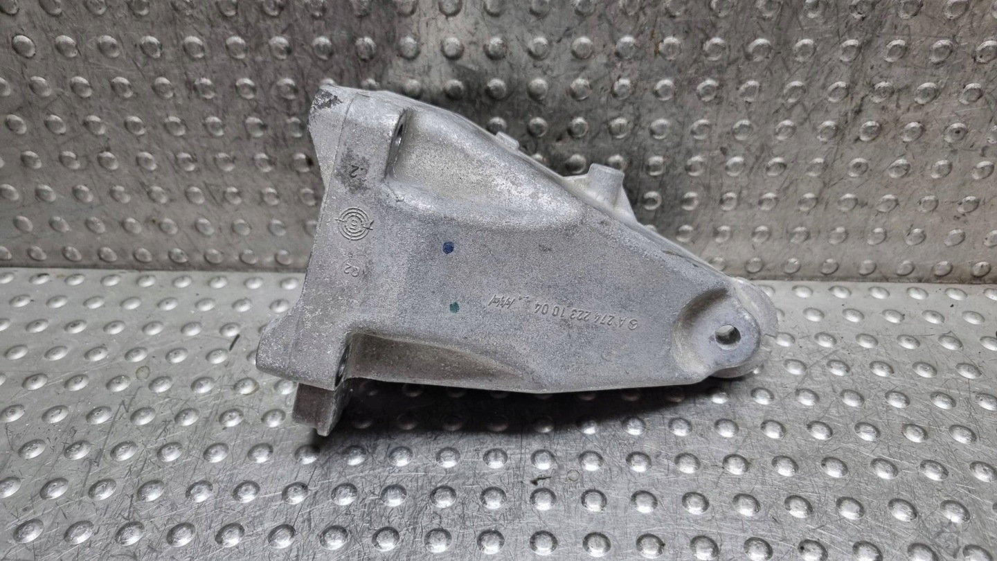 engine mount left A2742231004 MERCEDES W205 W213 GLC W253 2.0 CGI