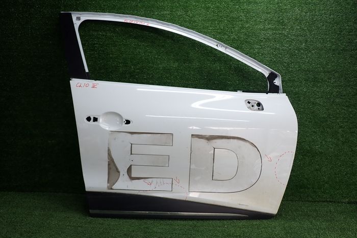 RENAULT CLIO IV door right front front