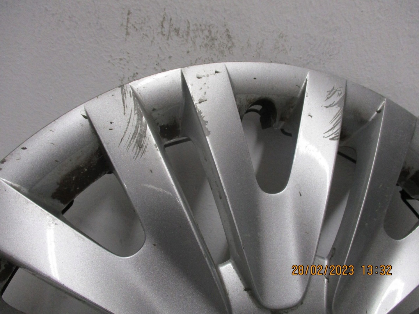 wheels discs tyres metal VW GOLF V 1K0 R15 6 4 mm