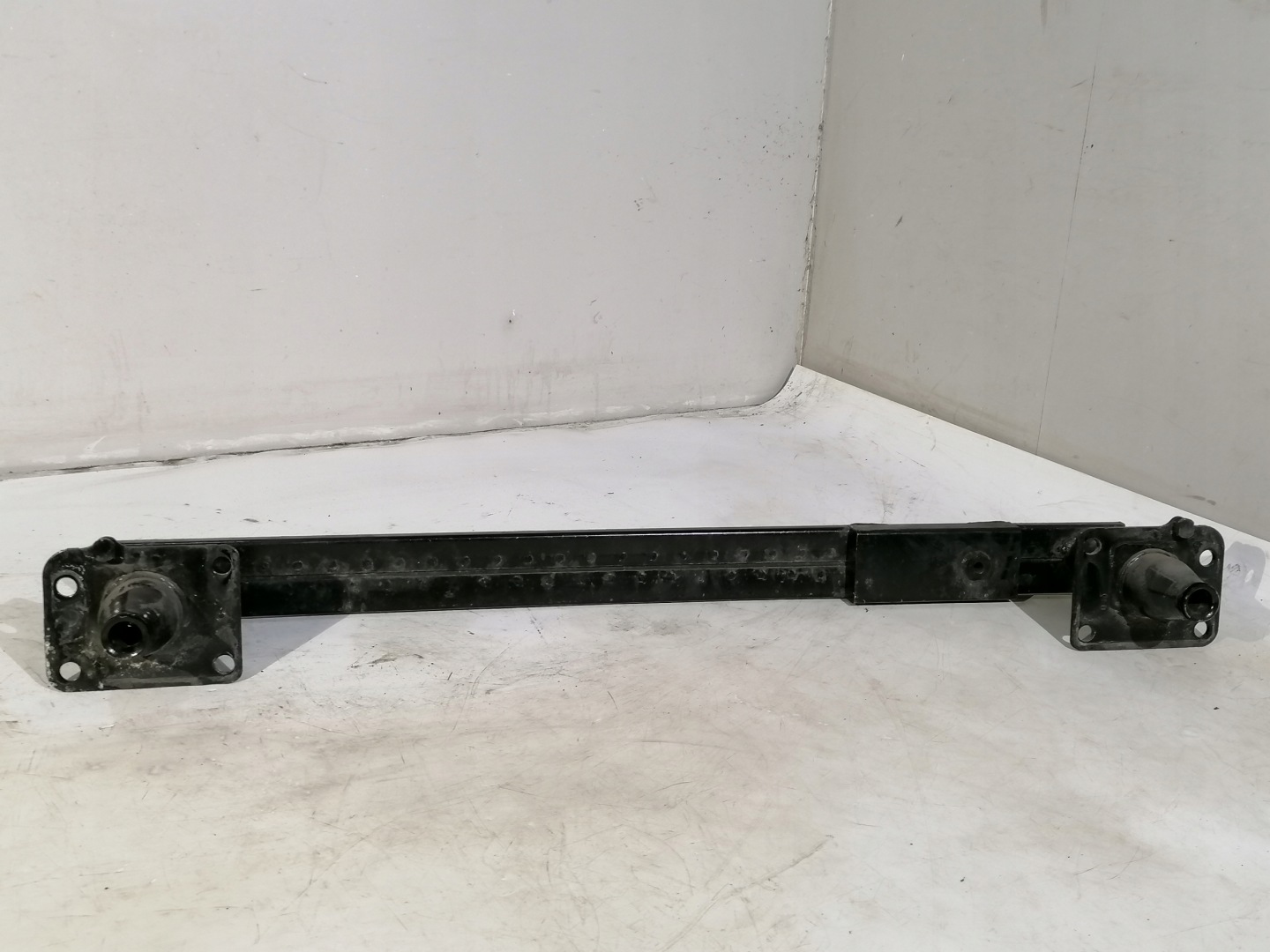 Peugeot 3008 and sider below bumper front