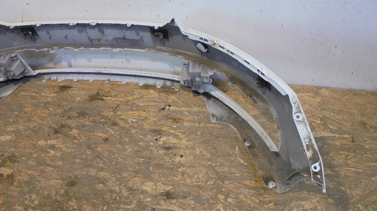 bumper front 6V0807221 Skoda Fabia III 3
