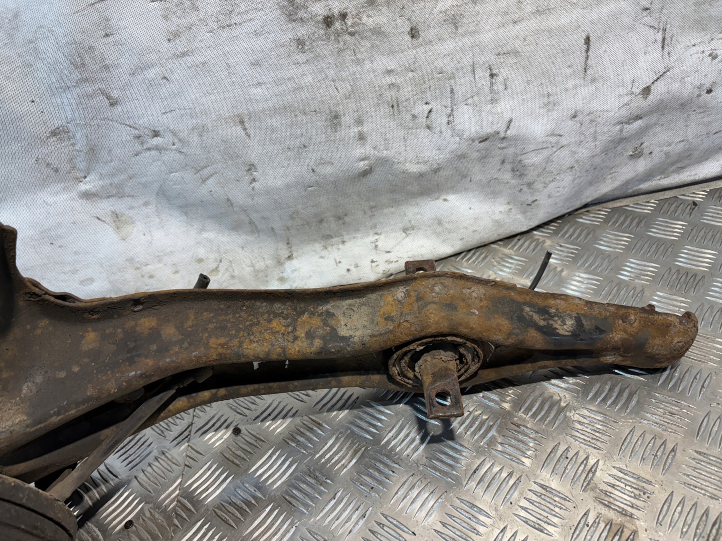 Querlenker rechts heck Honda Civic VI 6 EJ9 1,4B HB