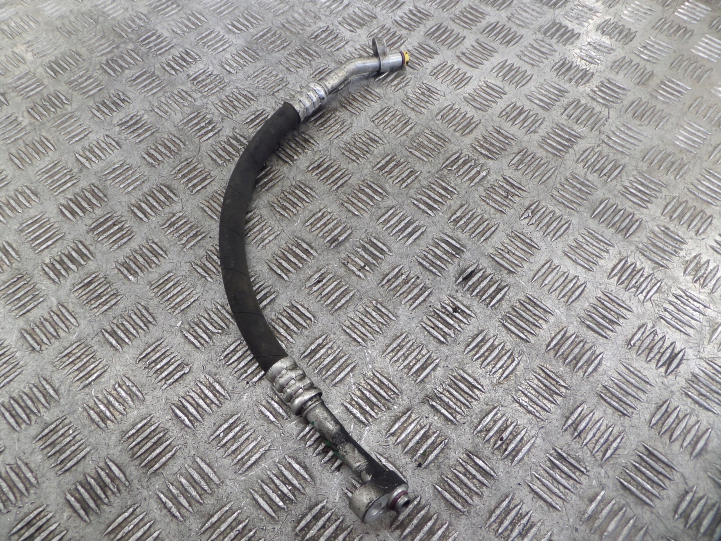 Mercedes-Benz OE A9068306415 prijenos klimatizacije