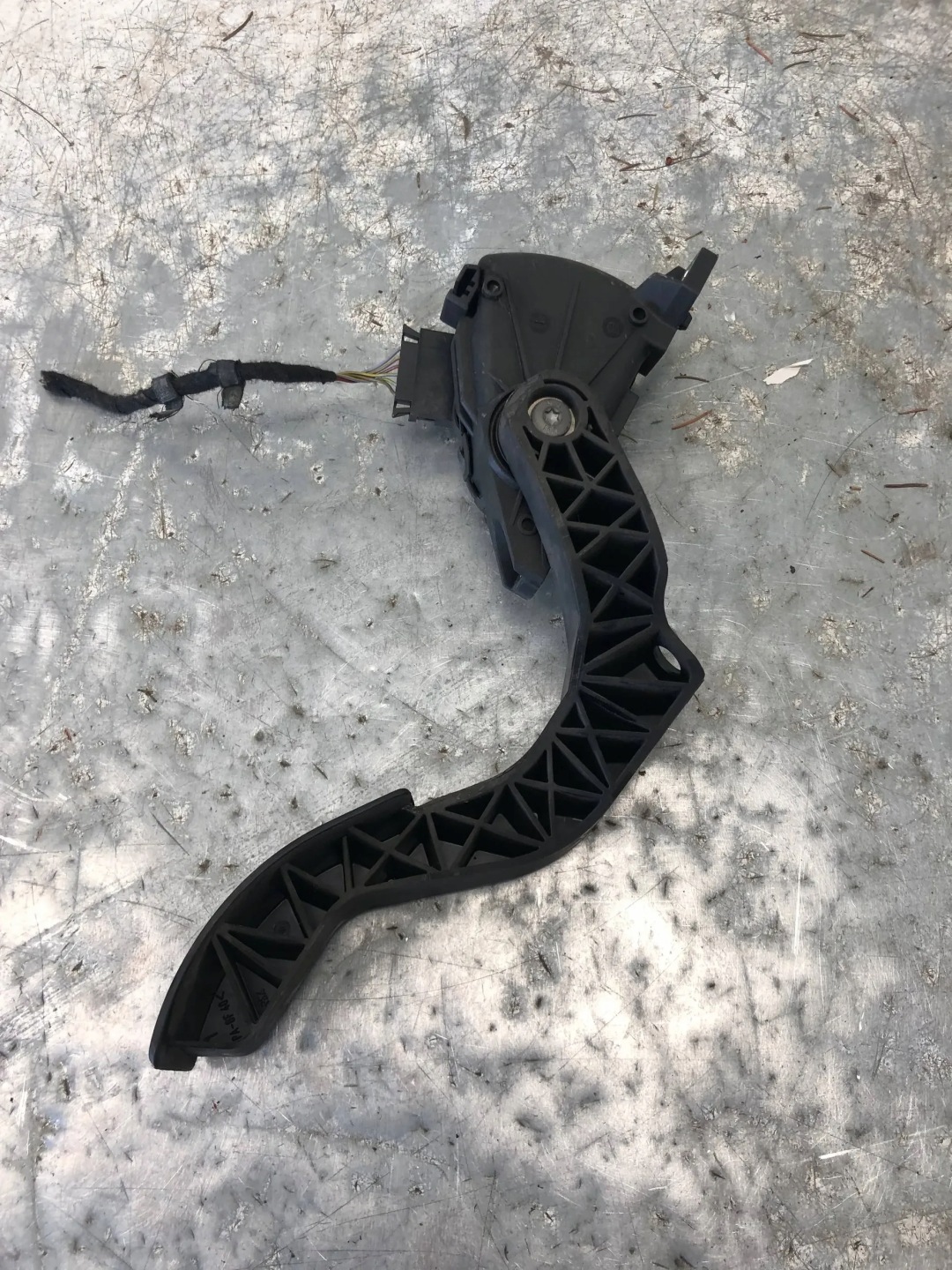 accelerator pedal potentiometer VW PASSAT B5 FL 8D1723523L