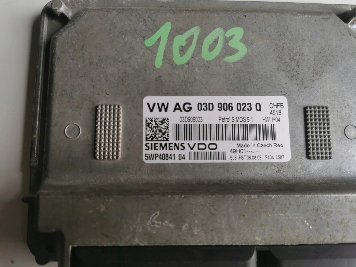 VW FOX 1.2B 5WP4084104 03D906023Q Computer ECU