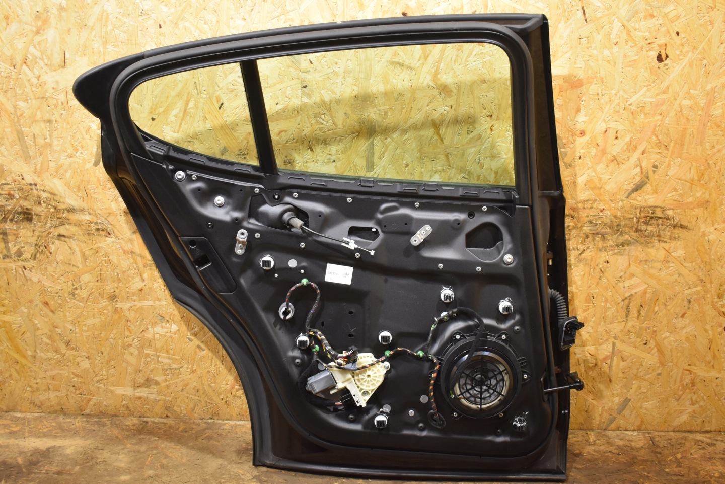 door rear. left PORSCHE PANAMERA 970 K: LM8Y 1
