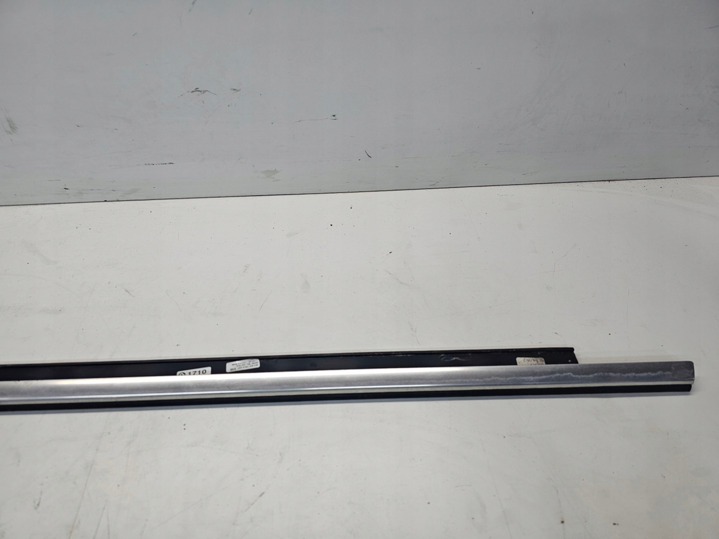 moulding CHROM door windows AUDI A4 B8 left rear part 8K0853763E