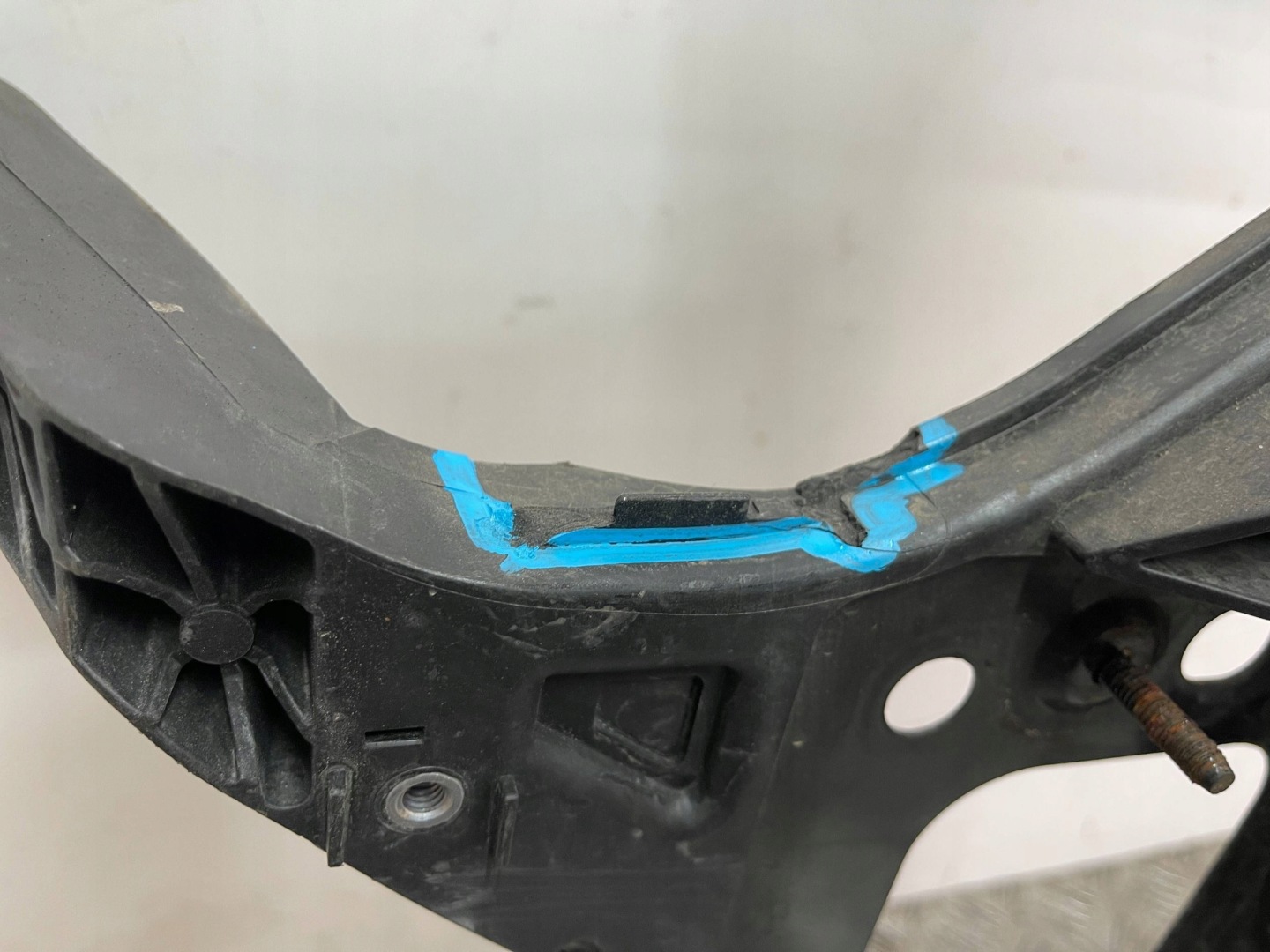 bar, wall front front KIA XCEED X-CEED 64102-J7500