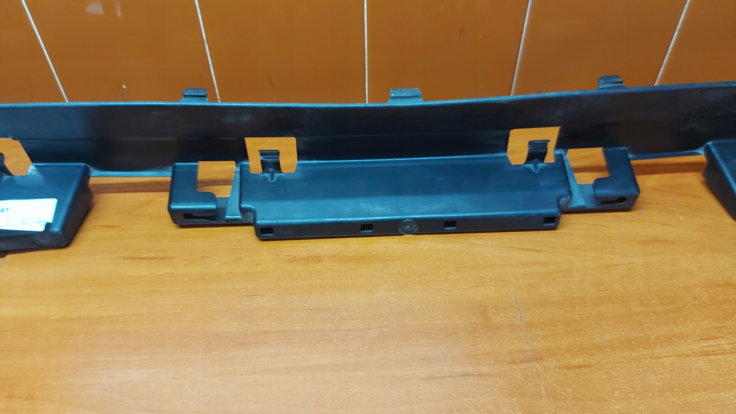 bumper bracket central rear part rear VOLVO XC60 and 08-13