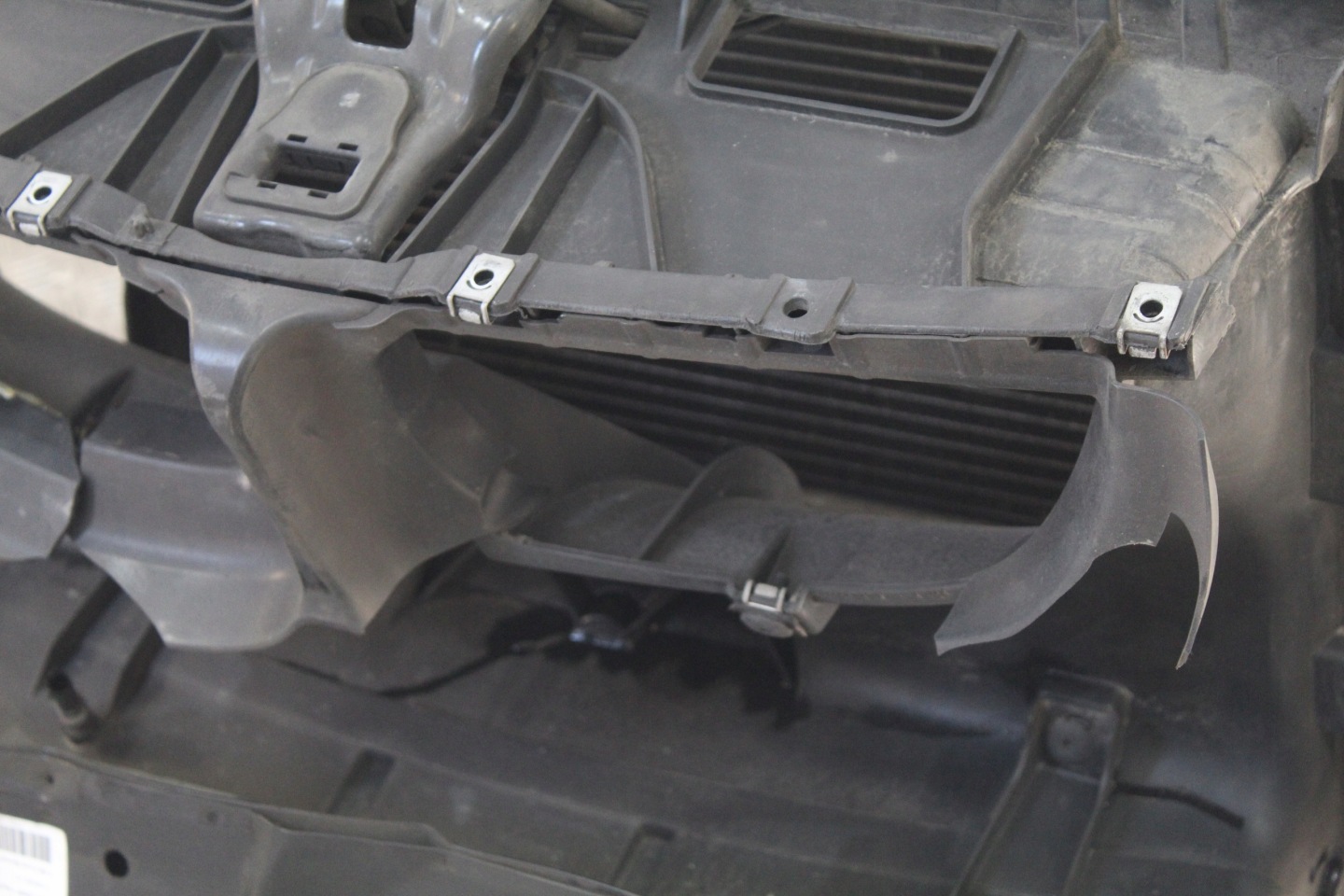 front body wall front radiator BMW 1 E87 LIFT