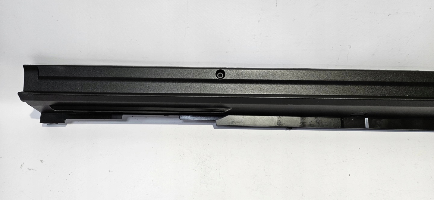 moulding threshold right TOYOTA YARIS CROSS 20