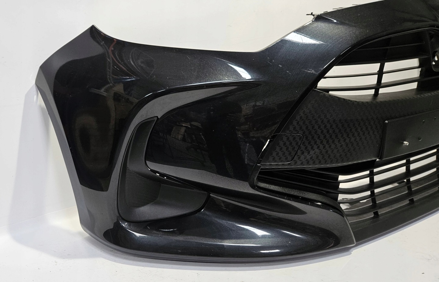 front bumper TOYOTA YARIS IV 20- original