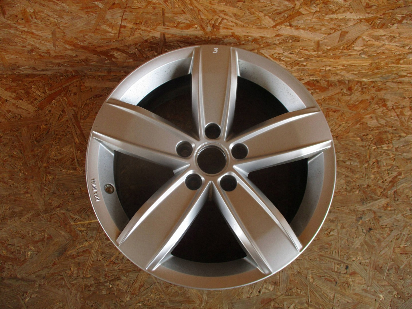 disk hliníkový VW PASSAT B8 6,5Jx17 ET41 5x112