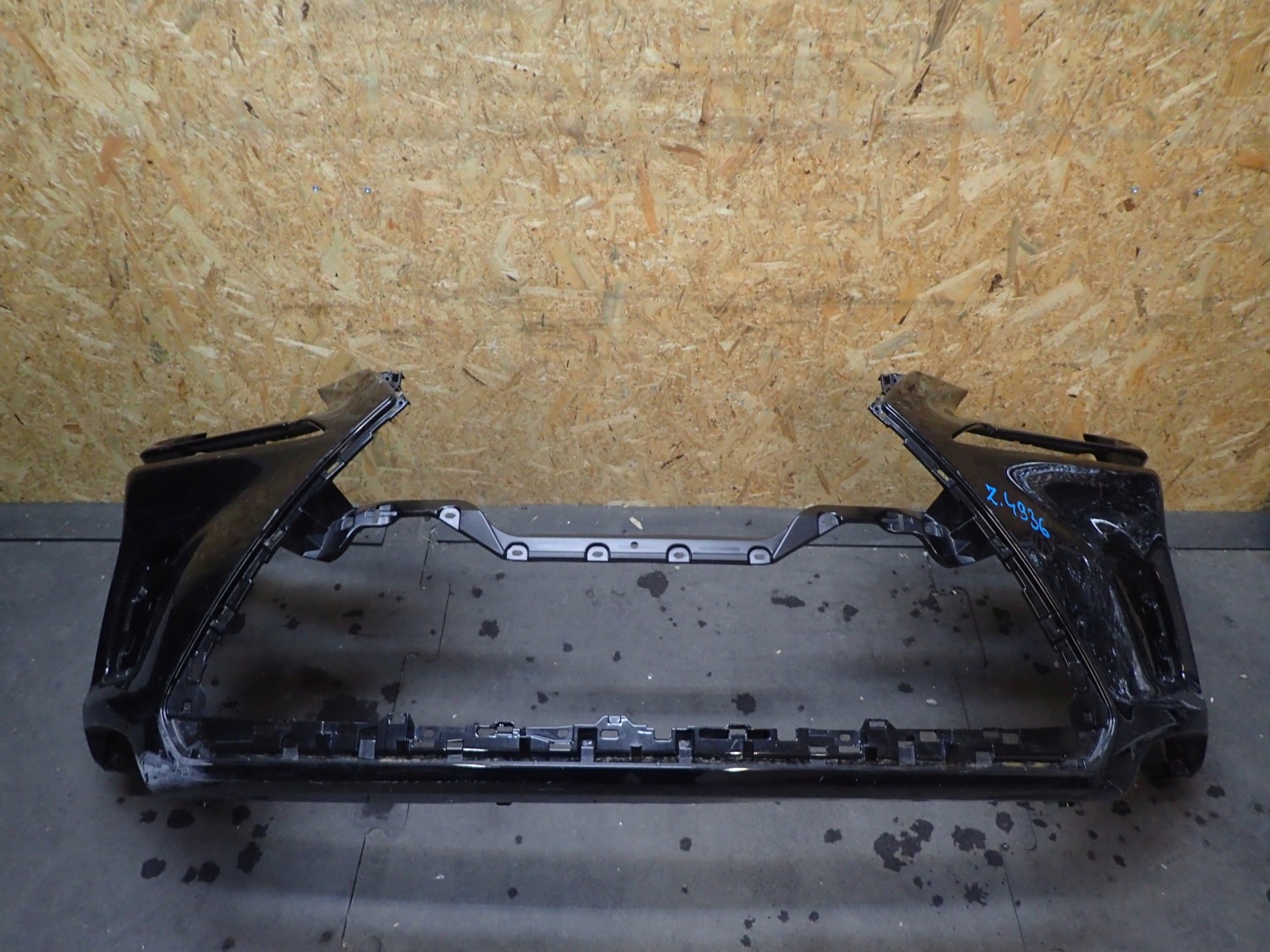 BUMPER FRONT LEXUS NX F SPORT LIFT