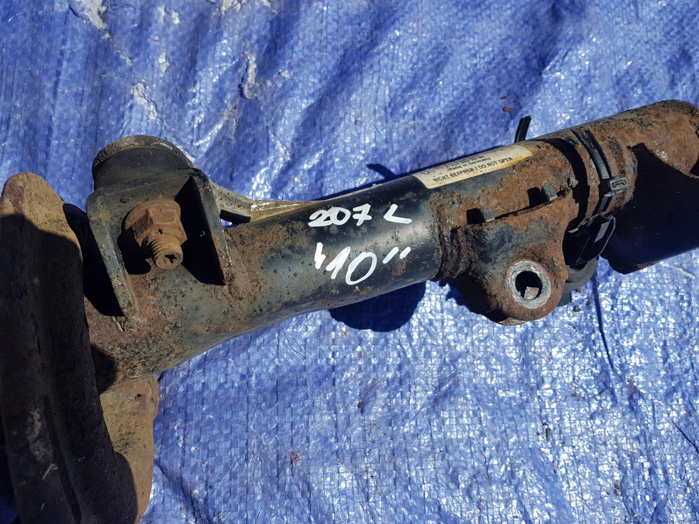 shock absorber front left right MERCEDES W207 W204