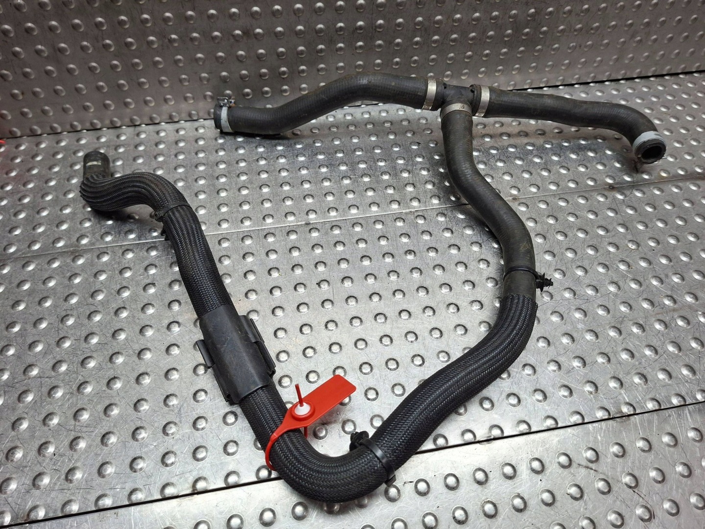 crijevo prijenos vode 210217705R RENAULT TRAFIC III IV 2.0 DCI 2019