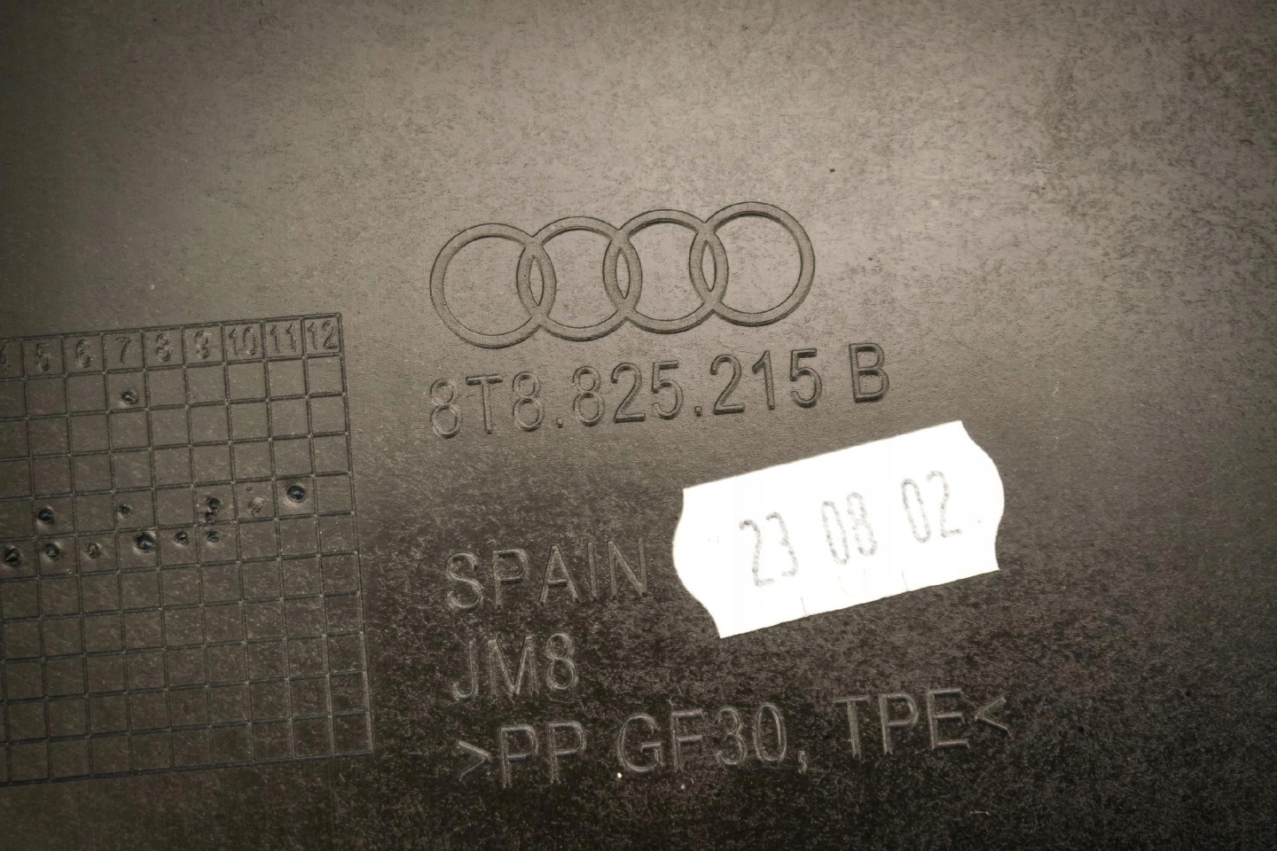 cover chassis left Audi A5 S5 Spb 8T8825215B