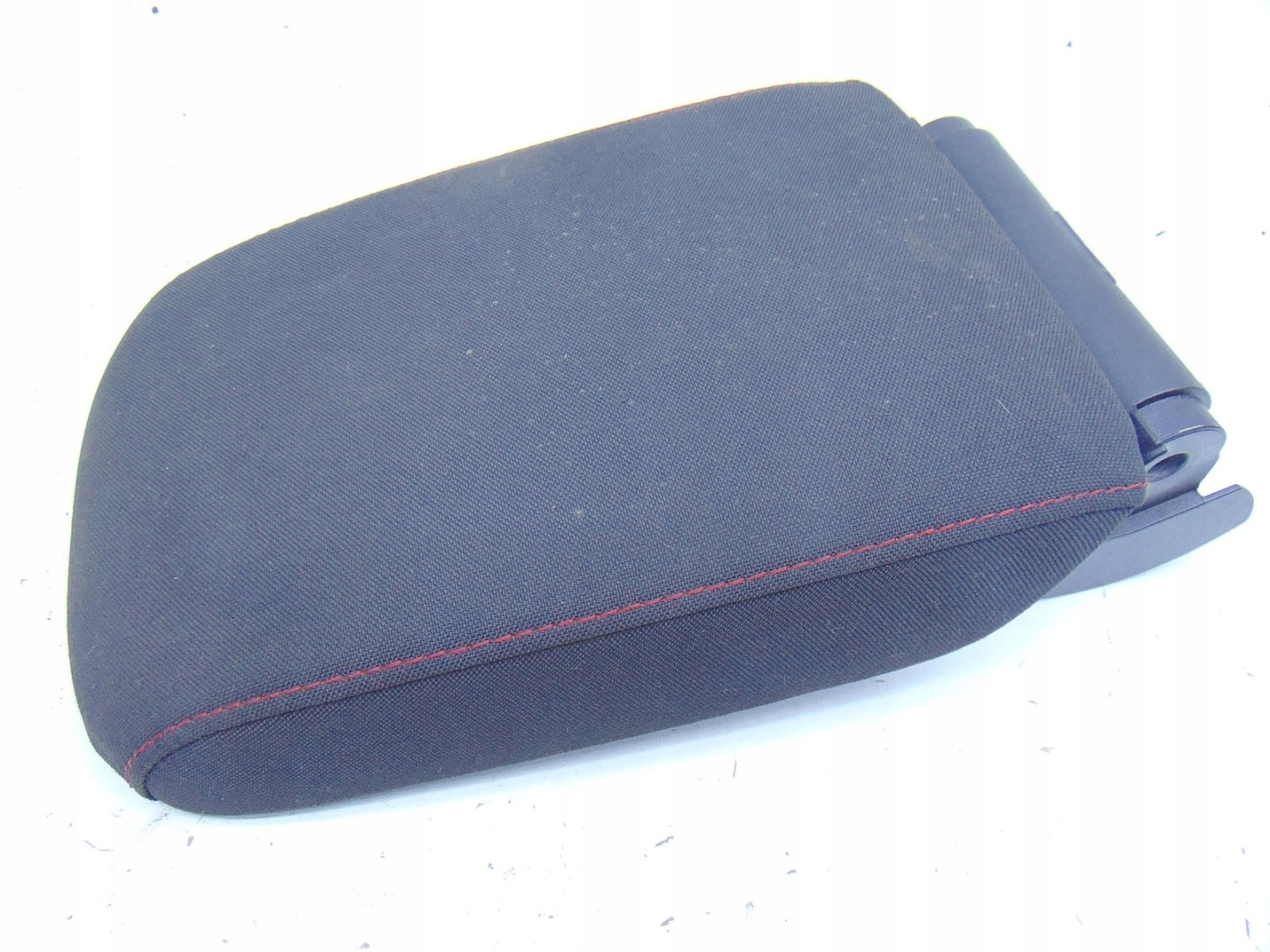 bracciolo TUNELU MATERIALOWY VW POLO VI 2G