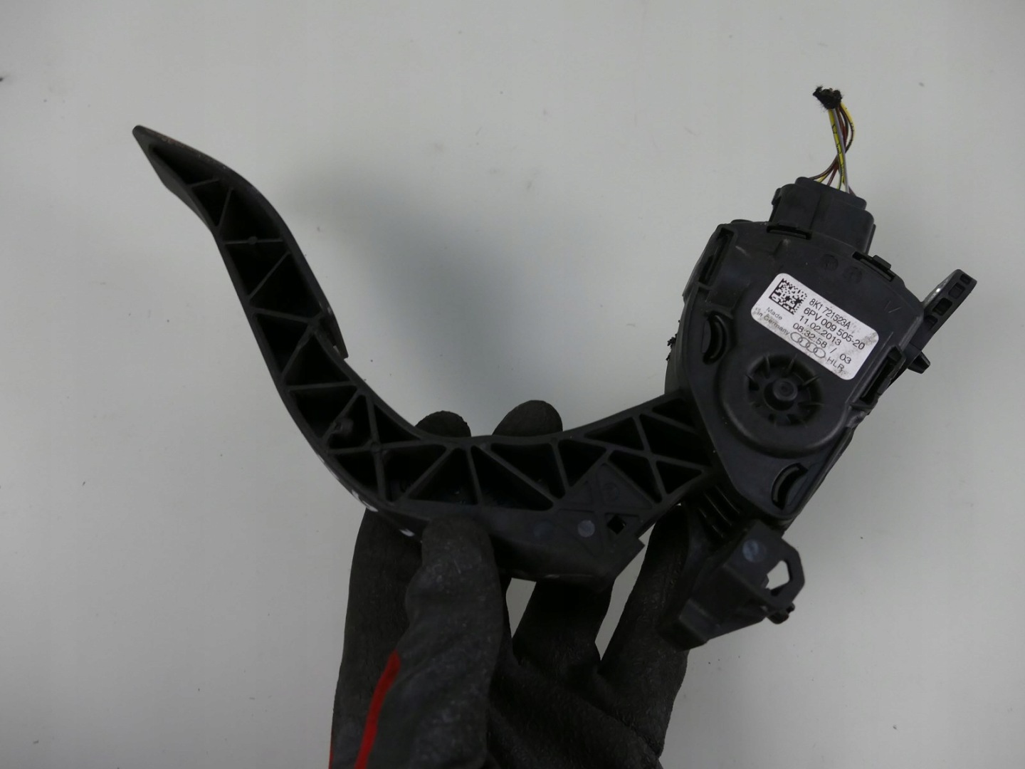 AUDI A4 B8 LIFT 2.0 TDI accelerator pedal potentiometer