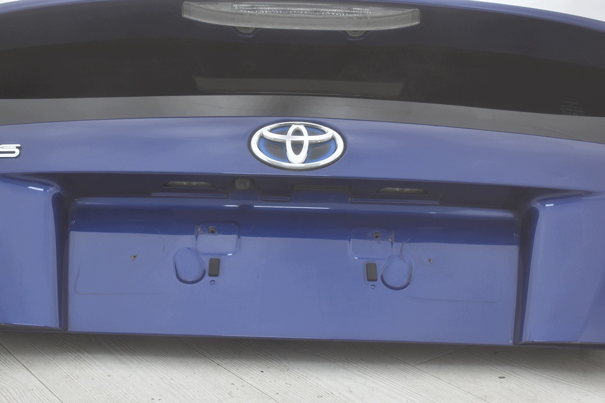 boot doors * boot TOYOTA PRIUS IV KAMERA