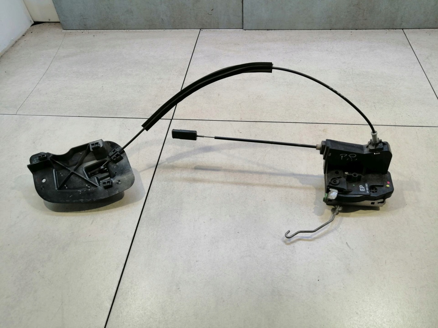 lock door right front handle CORSA C 1.0 24434883