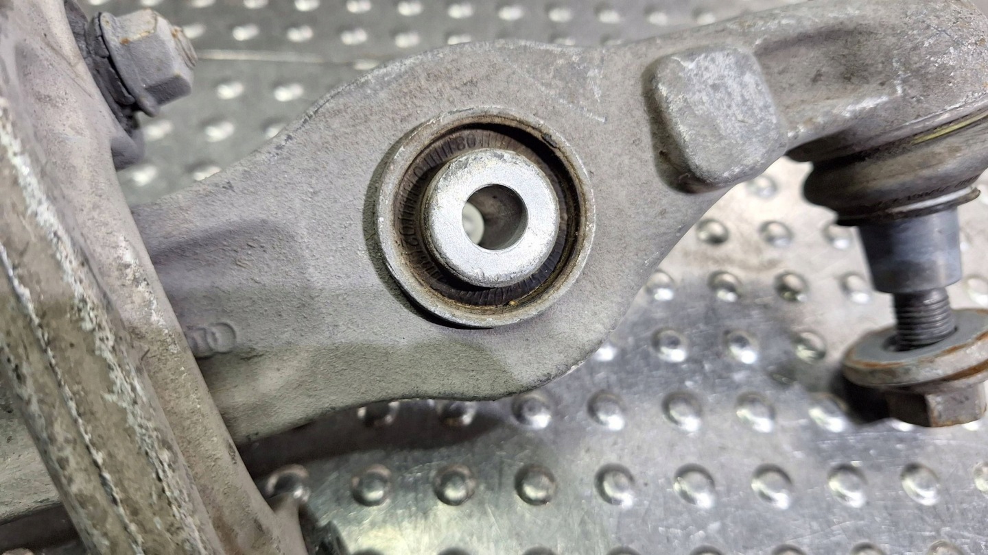 Querlenker links rechts vorne unterer 4F0407151 AUDI A6 C6