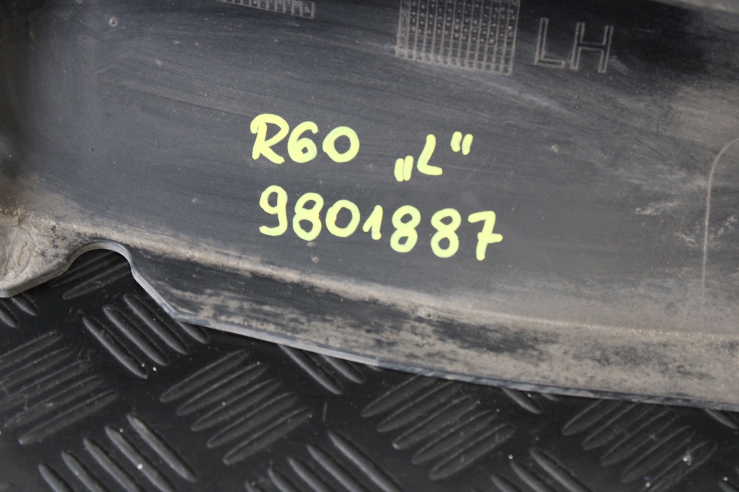 moulding cap threshold threshold left 9801887 MINI COUNTRYMAN R60 2.0D