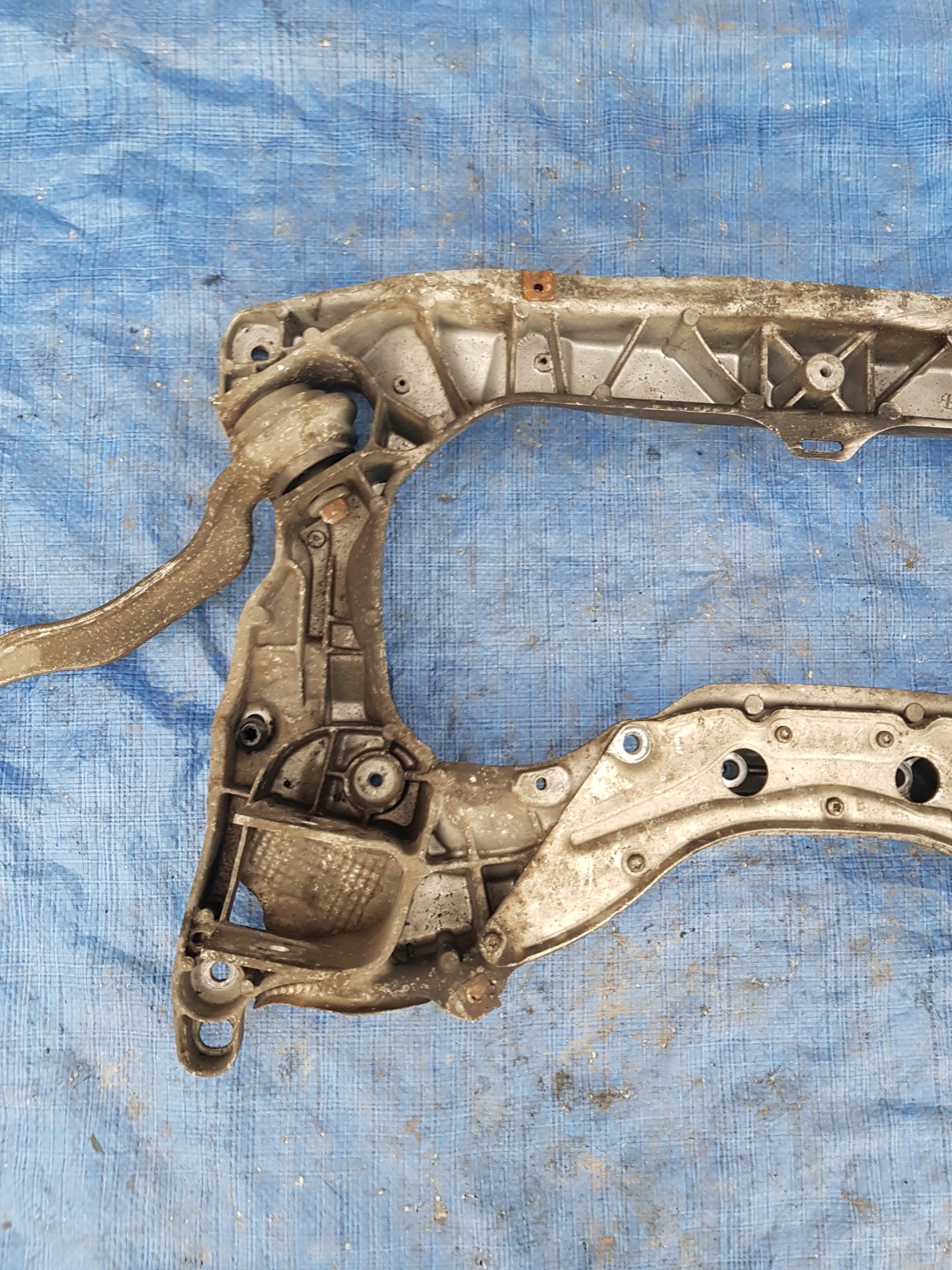 axle beam subframe axle beam front MERCEDES SL R230 W230 2306280157