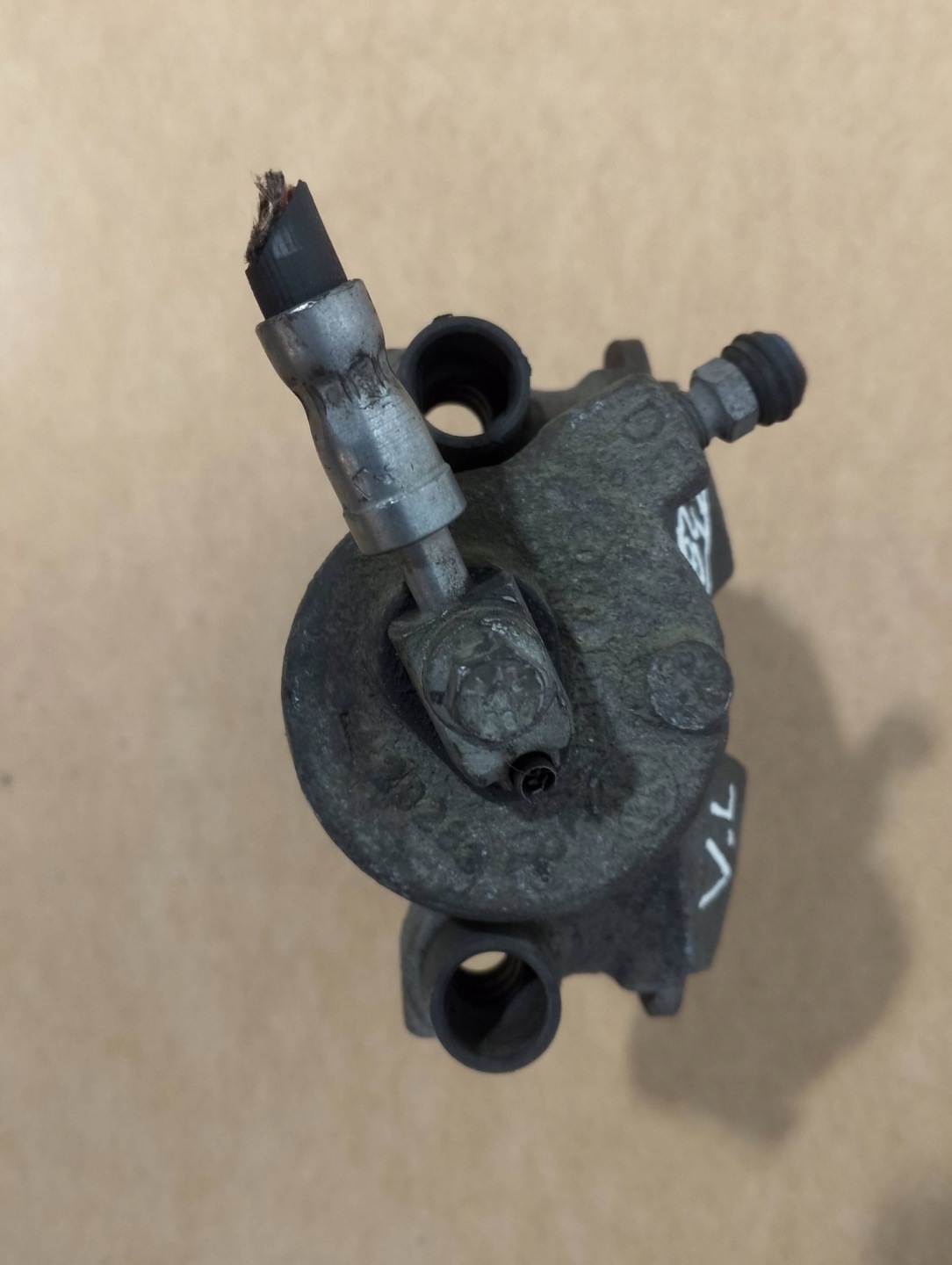 AUDI A3 8P caliper front left 29283 (B494)