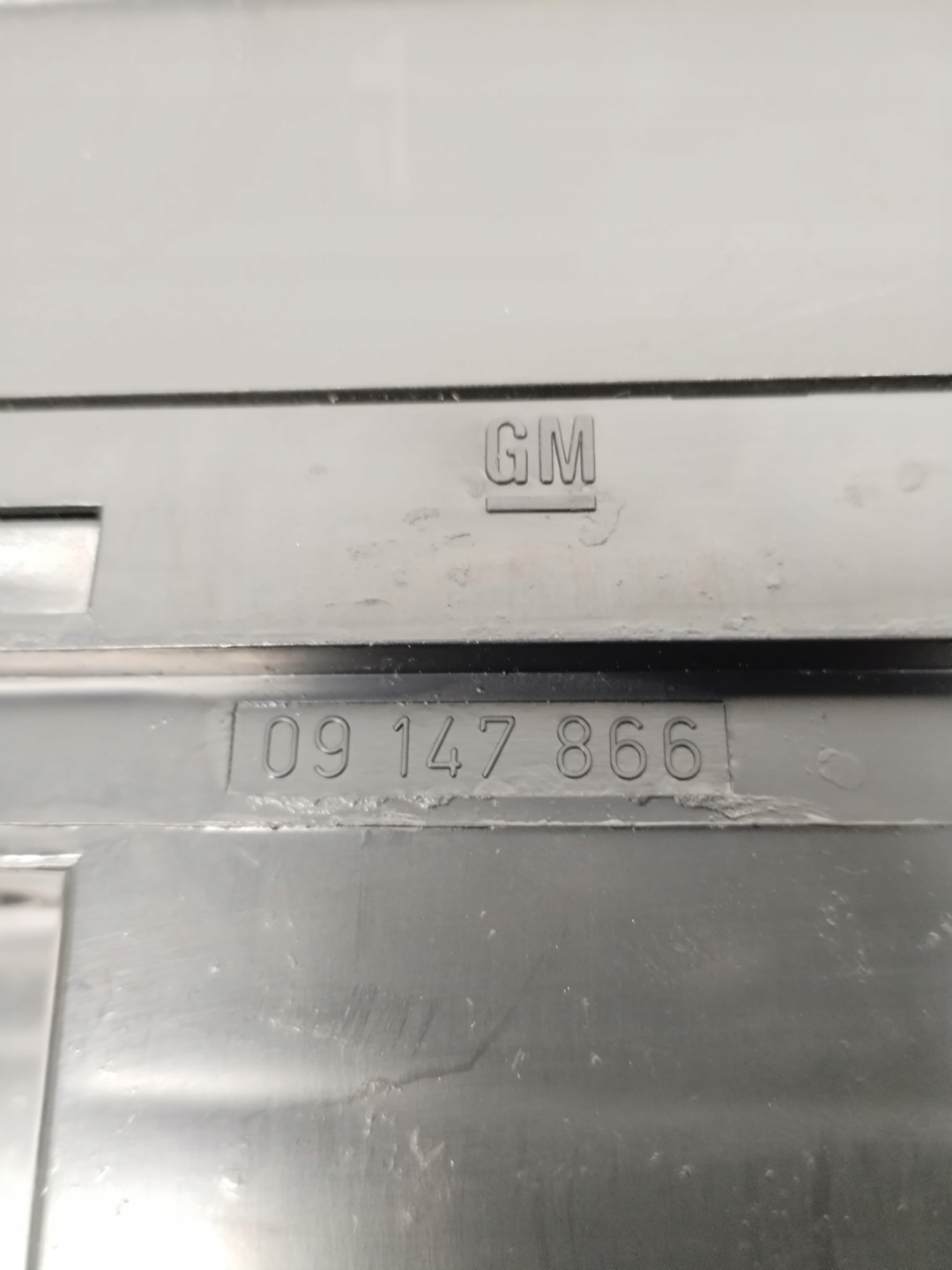 grid air conditioning devices central Opel Omega 09147866