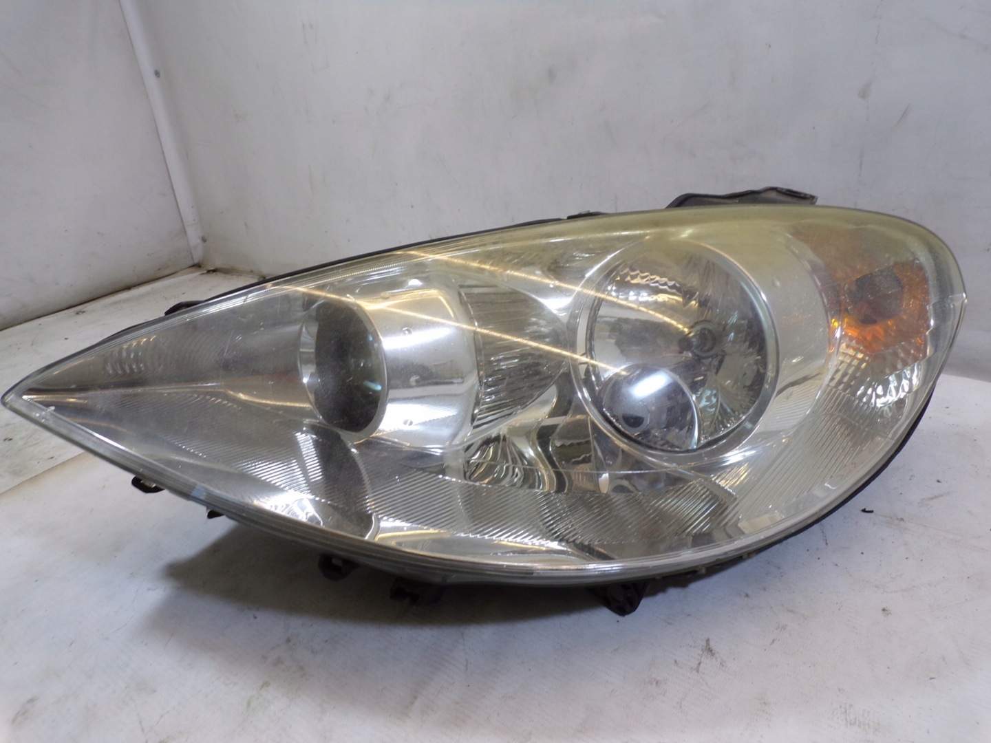 light front front left PEUGEOT 807 XENON
