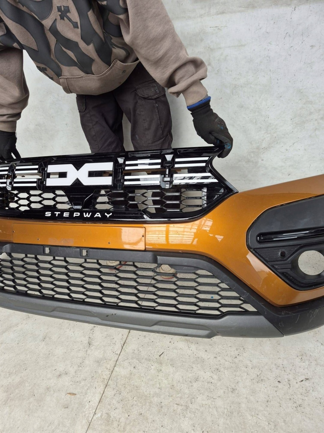 DACIA SANDERO III 3 STEPWAY LIFT bumper front front PDC 620225509R