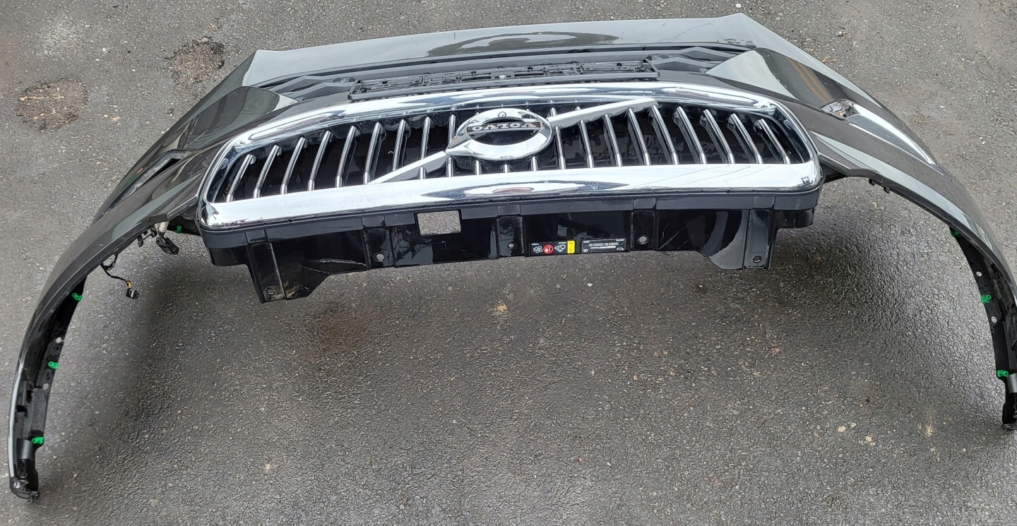 front bumper front PREKLADgrill front complete VOLVO XC60 II 2 INSCRIPTION OE