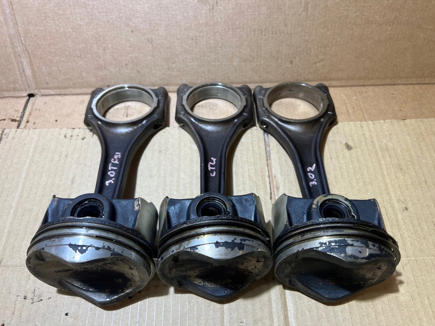 AUDI A8 D4 3.0 TFSI left piston connecting rod R6EH