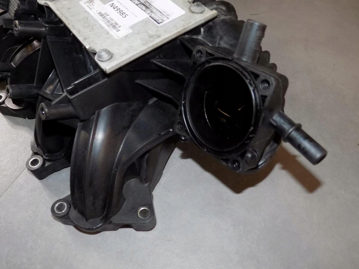 VW POLO 6R intake manifold 03F129711H