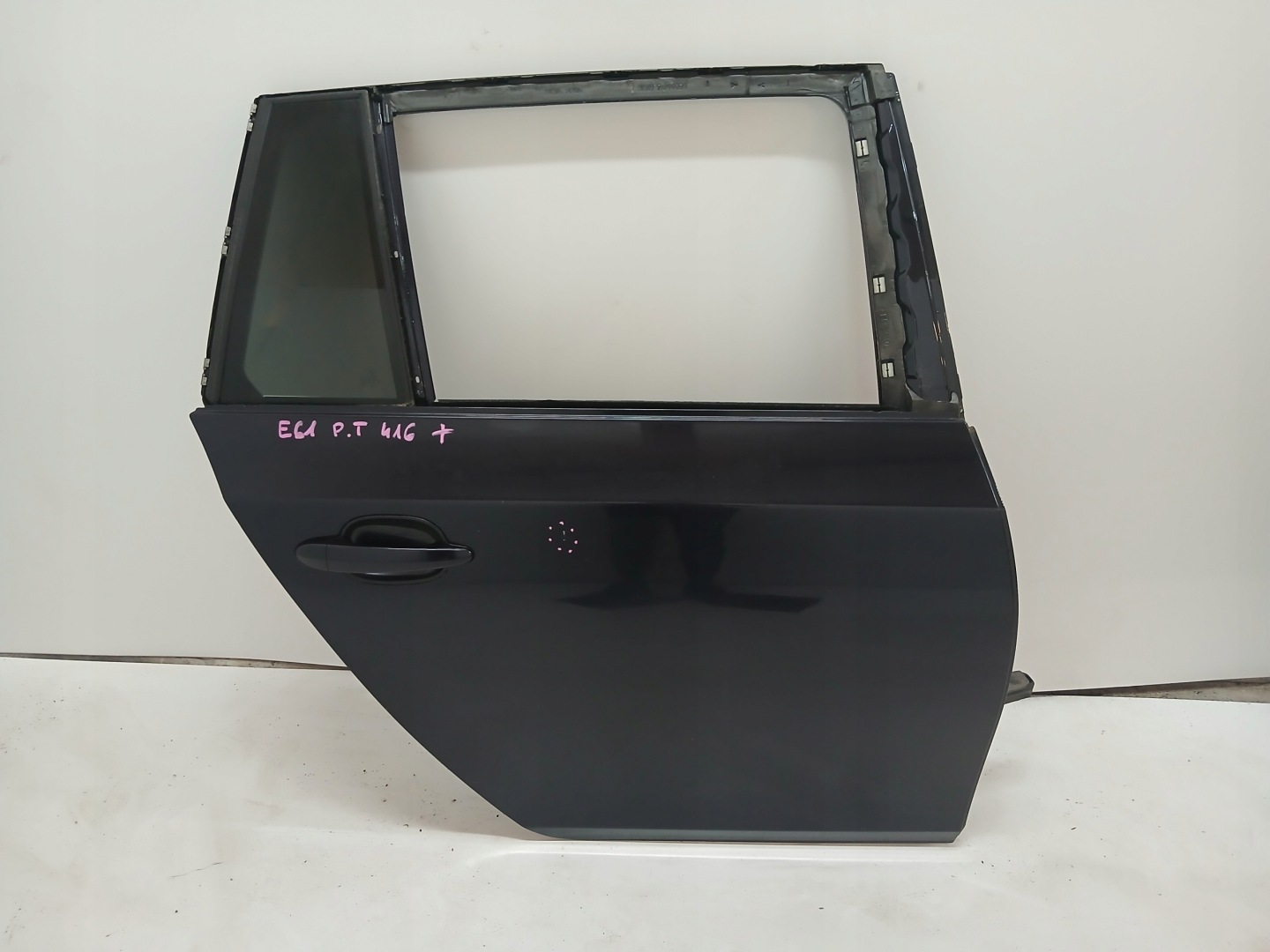 door right rear. rear part BMW E61 CARBONSCHWARZ