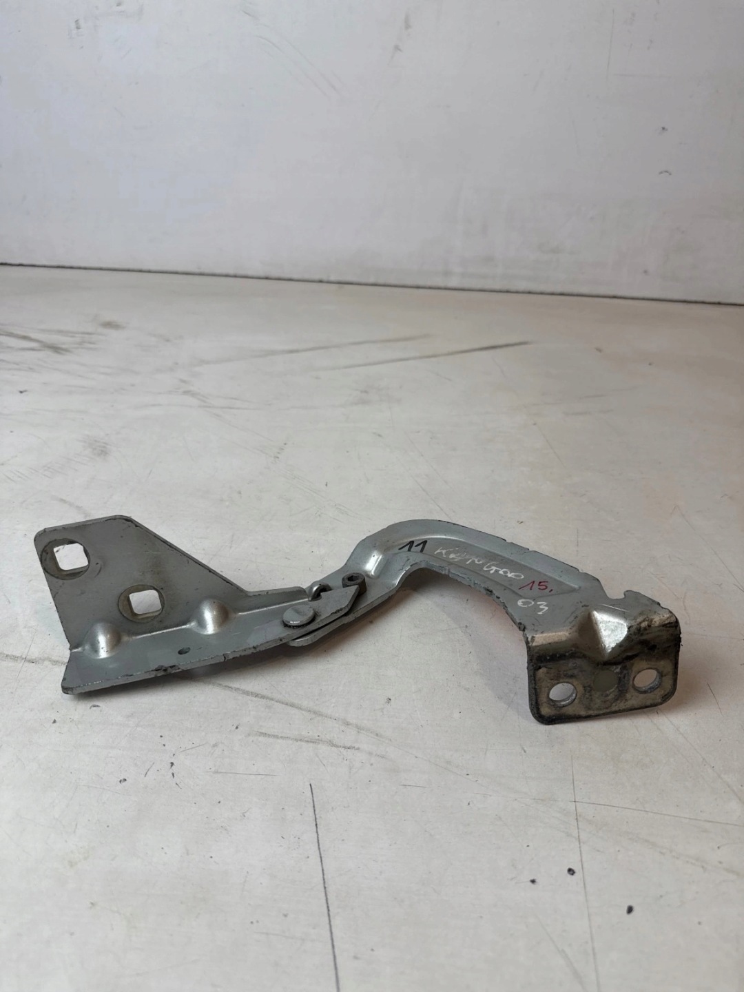 hinge bonnets front front right Renault Kangoo and
