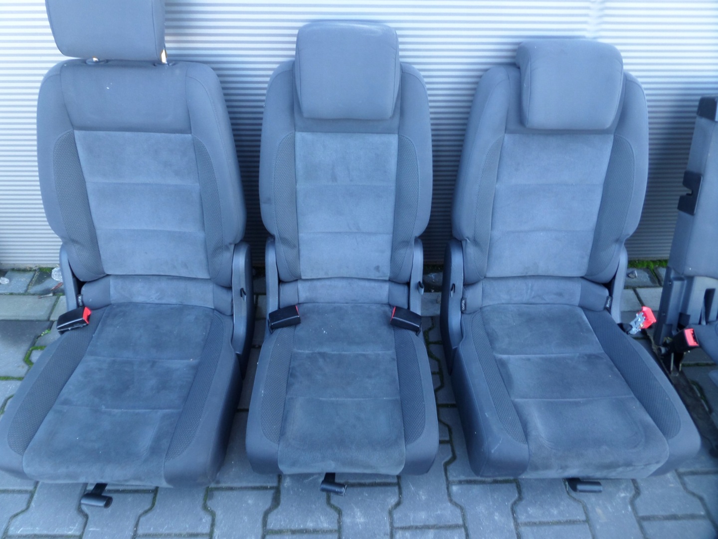 VW TOURAN Sitze Sitz KOMPLET 7 OSOB