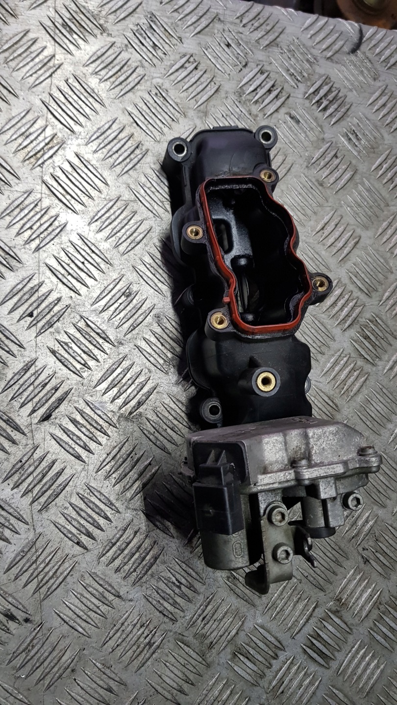 AUDI A8 D3 3.0 TDI intake manifold regulator 059129712h