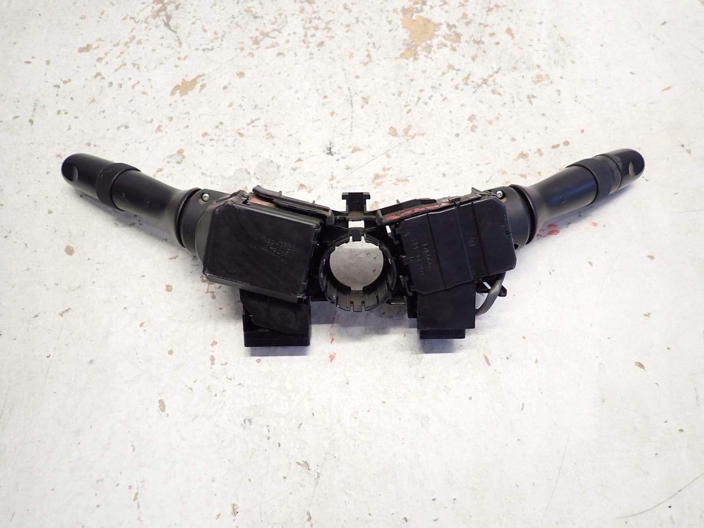 commande levier commodo sous volant TOYOTA CAMRY 2010- 17E301