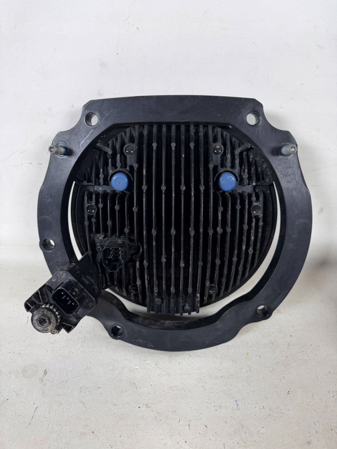Ineos Grenadier 20221019l1155 light left front front